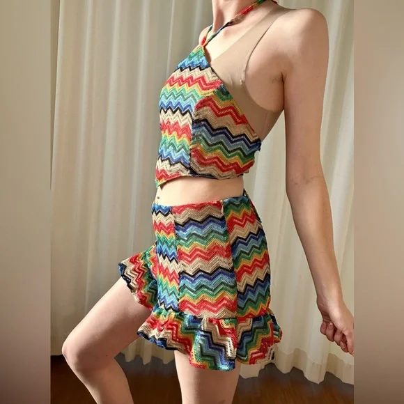 Rainbow Rocking Short Set Halter Top Chevron Ruffled - Picture 3 of 13